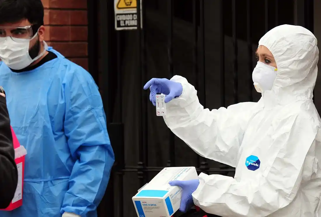 Día récord de fallecimientos: se confirmaron 35 decesos y 1.393 nuevos casos