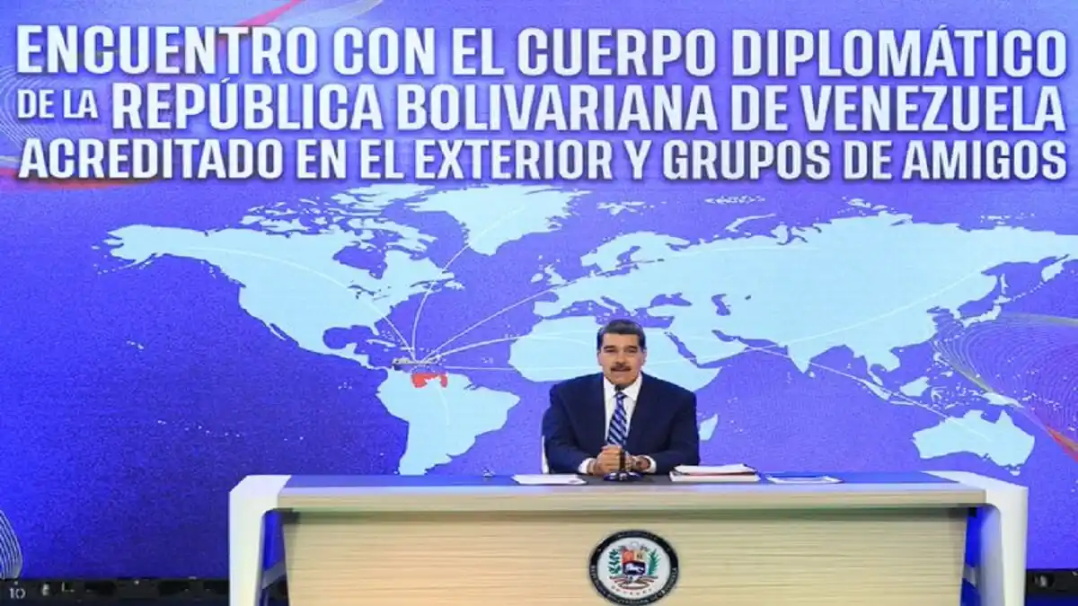 ALECCIONANDO A LOS EMBAJADORES: MADURO llama a «incrementar  la difusión de la verdad» en el conflicto sobre el Esequibo