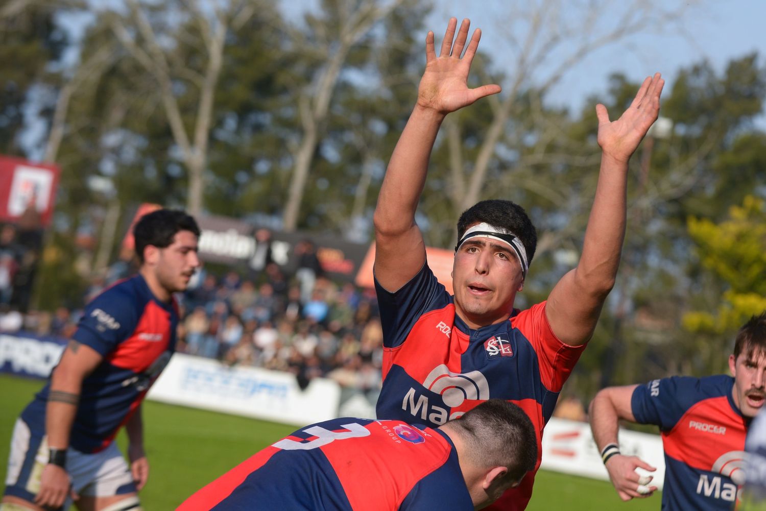 Ramiro Bruni anotó dos tries para San Luis.