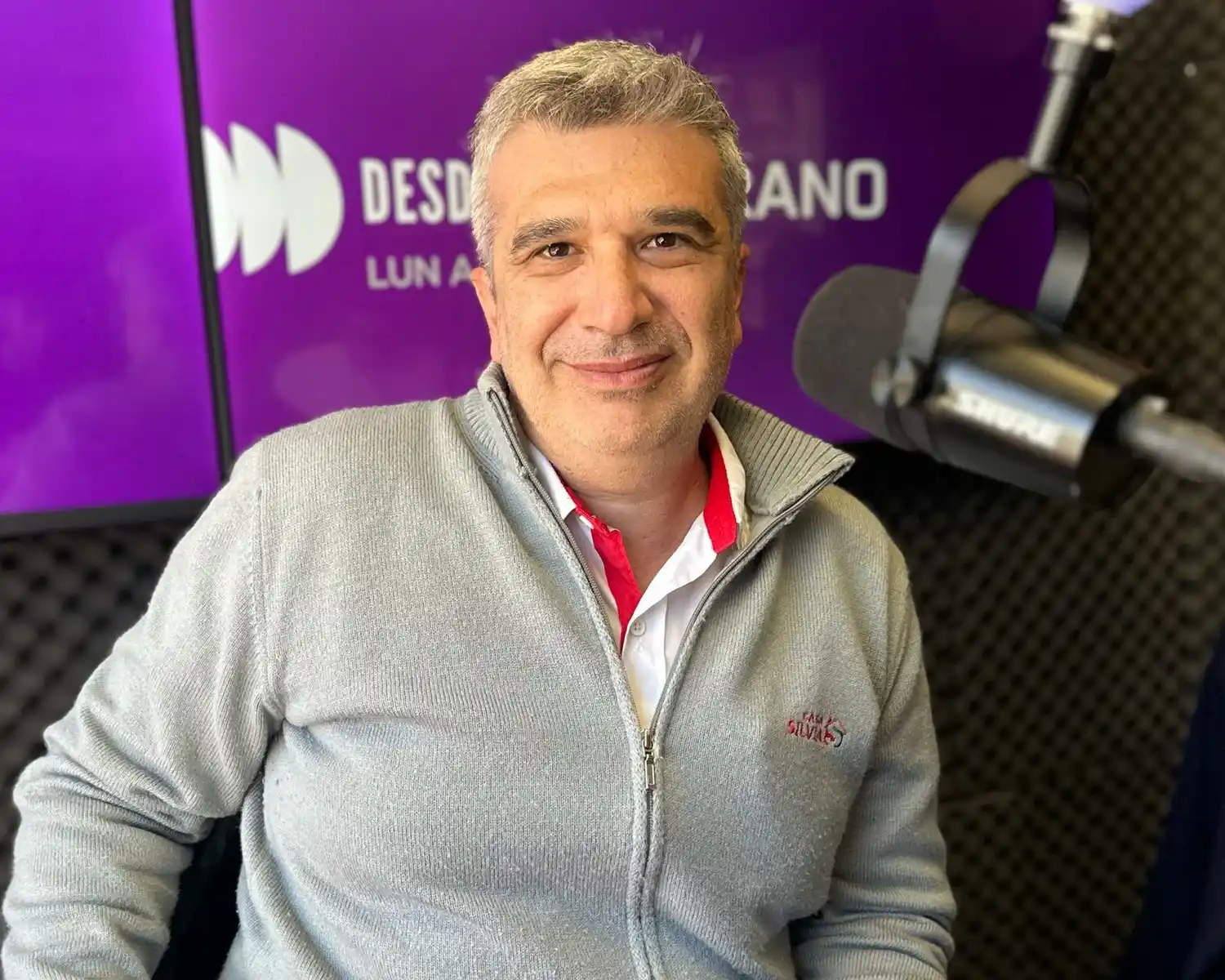 Juan Ledo, encargado de Casa Silvia, durante su entrevista en Ecos Radio.