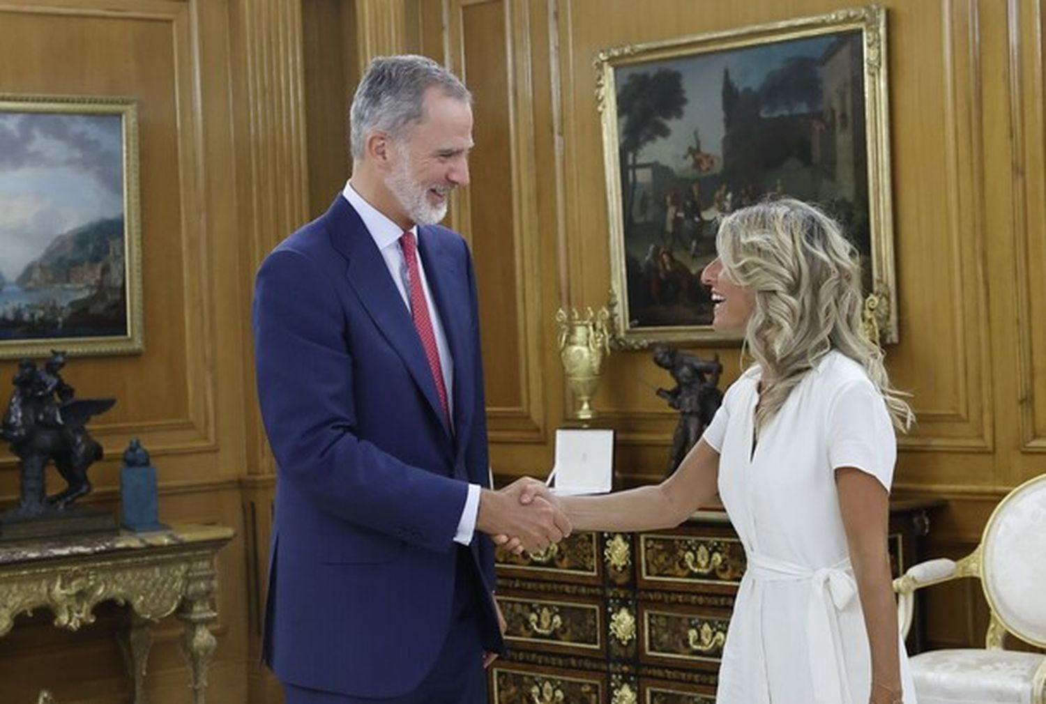 El rey inició las consultas para la posible formación de un nuevo gobierno