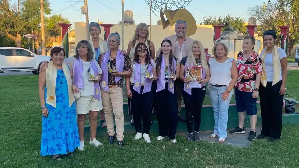 Adriana Cambursano fue distinguida con la “Luna de la Mujer en las Artes 2026”