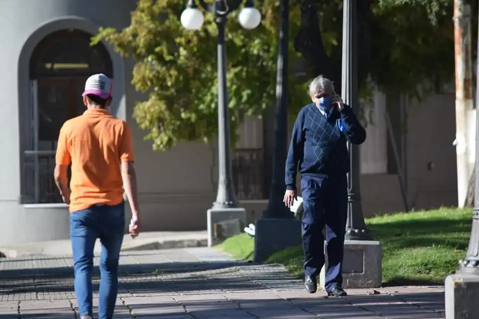 Diamante define este miércoles cómo realizará la apertura de comercios