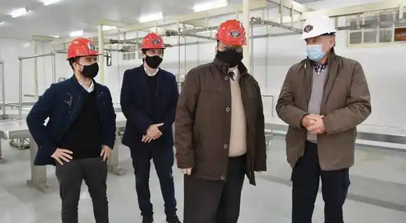 �SLa reactivación del Frigorífico tiene un fuerte  valor simbólico y contribuirá a dinamizar la economía local⬝