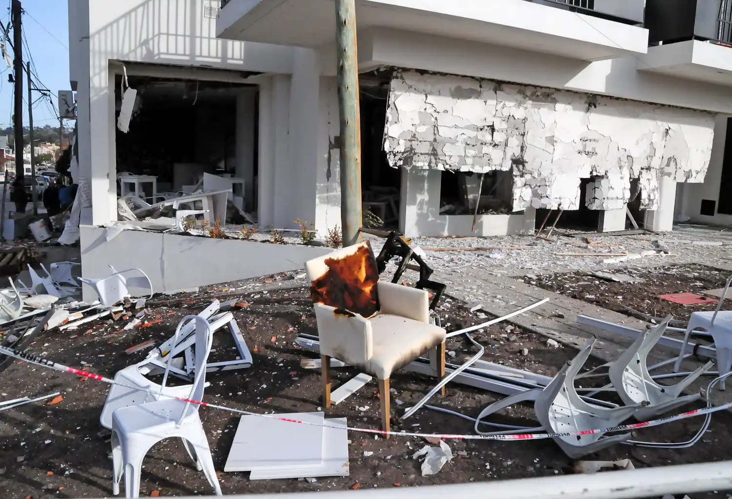 Esperan el avance de la investigación para conocer qué provocó la explosión en la casa de té