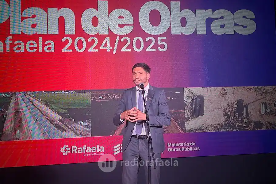 EN VIVO | Pullaro presenta en Rafaela el Plan de Obras 2024-2025