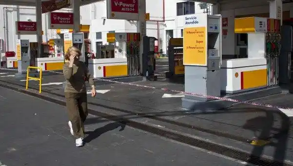 Cayó la venta de combustibles un 15% en el interior del país