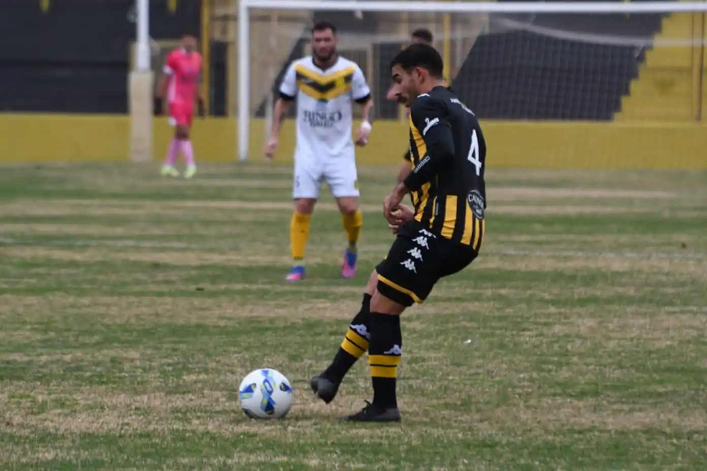 FOTO OLIMPO DE PRIMERA Lucero, en acción en Bahía Blanca.