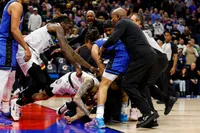 Cinco expulsados en la NBA