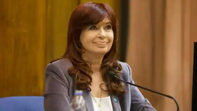 Cristina Kirchner criticó la investigación y pidió juzgar "a los autores intelectuales y financiadores"