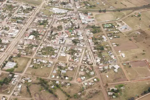 Larroque: El municipio aprobó seis loteos en 2012