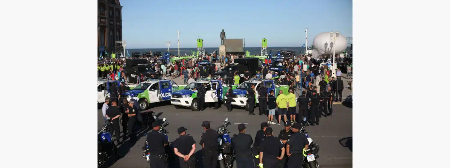 La Policía Bonaerense inicia una muestra itinerante en la ciudad
