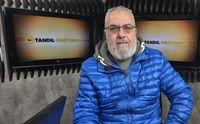 "Con lo que se paga por los contenedores, se comprarían 10 camiones"