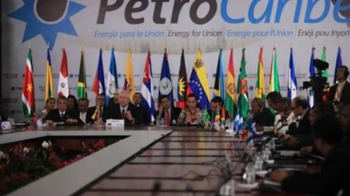 ¡REVIVIÓ PETROCARIBE! Mandatarios caribeños deciden reanudar programa para importar crudo de Venezuela
