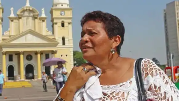 ¡MORIMOS SANCOCHADOS! Sin piedad cortan la electricidad en plena ola de calor