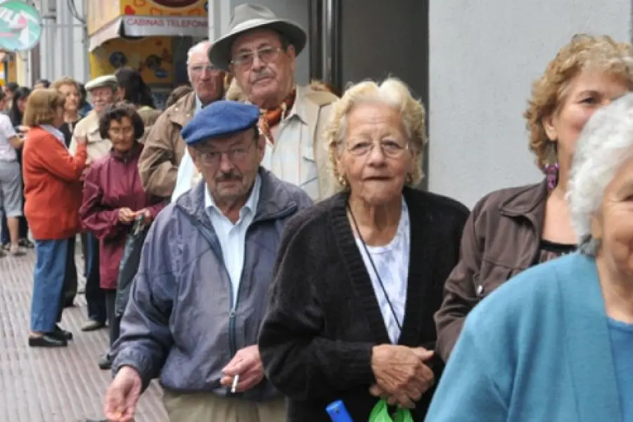 Bono extra de $70.000 para jubilados en octubre: quiénes lo podrán cobrar