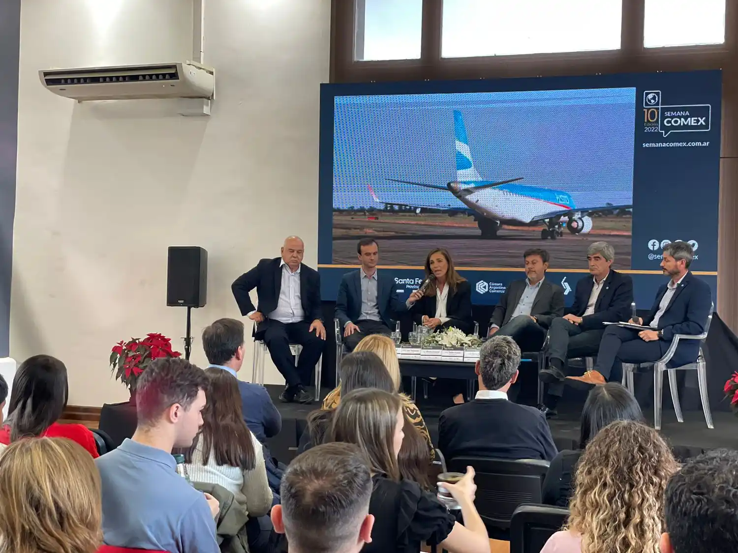 El Aeropuerto Sauce Viejo participó por primera vez en misiones comerciales internacionales