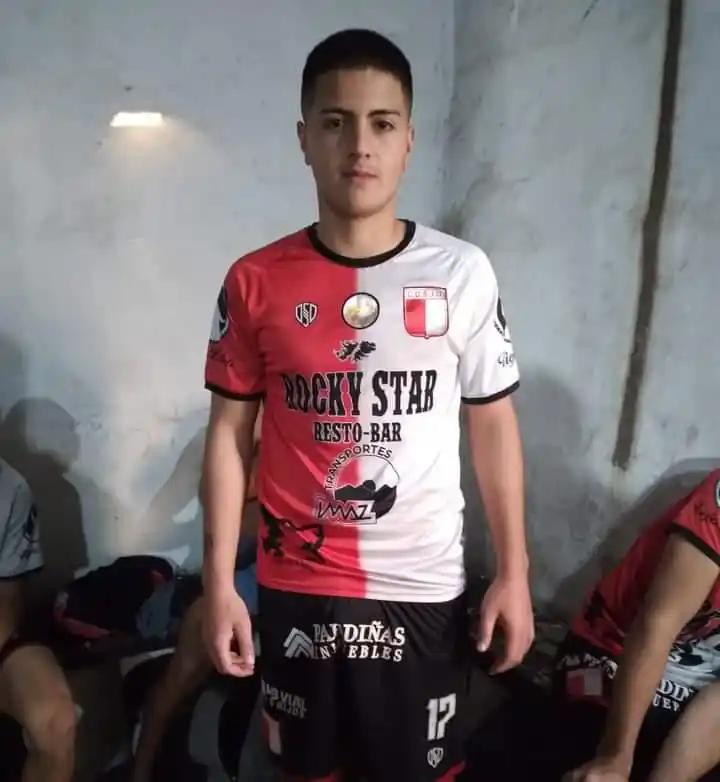 Fútbol Nacional: Ulises Moreno debutó en la primera división de Juventud Unida