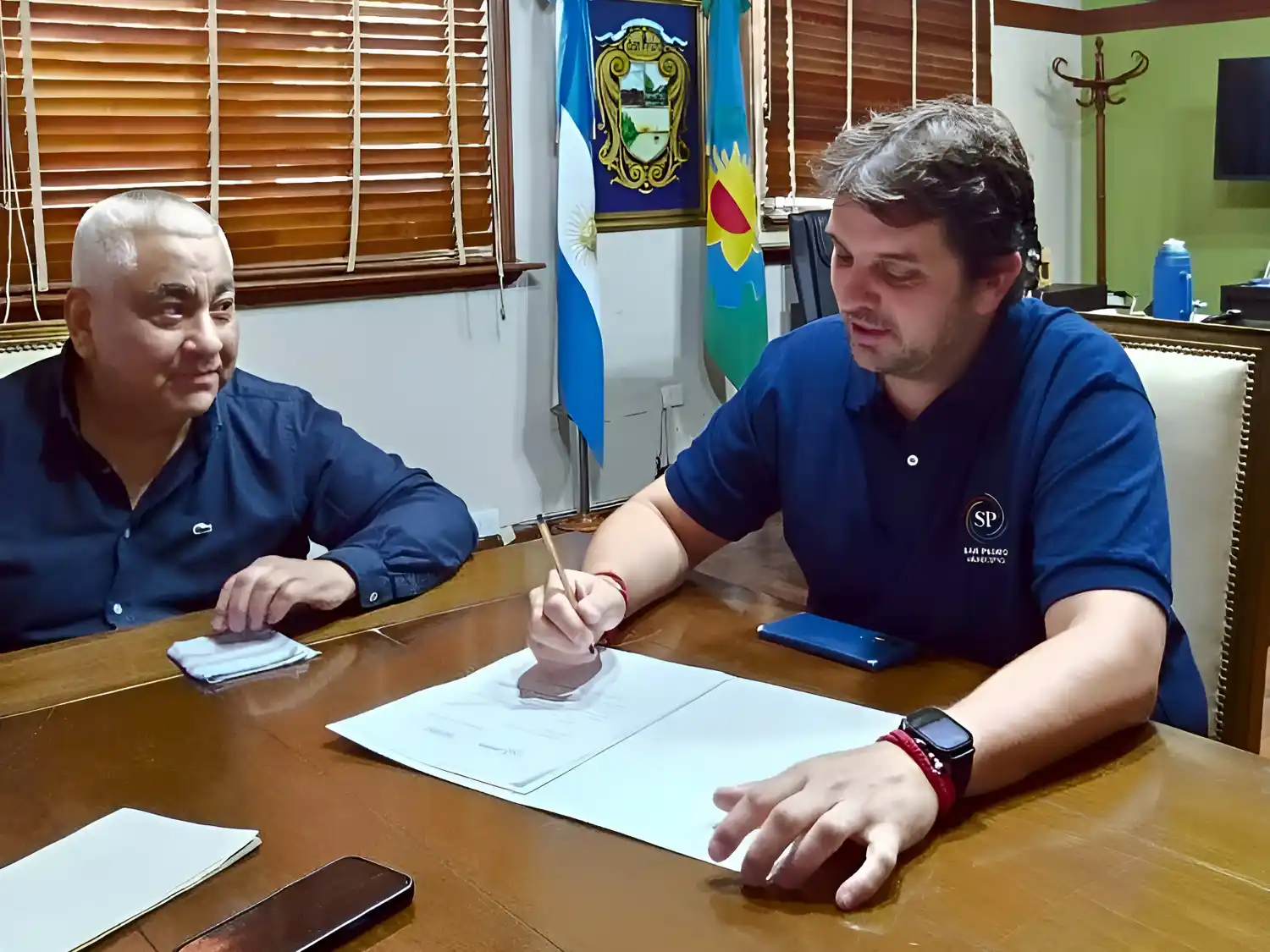 Primero en la línea sucesoria, Carrasco está a cargo del Gobierno por licencia de Cecilio.