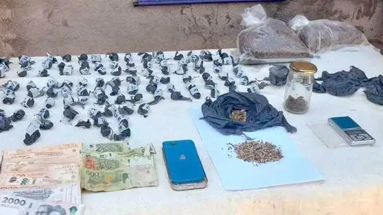 La Policía detuvo a dos mujeres en LaishÍ y
desarticuló centro de venta de drogas en Ibarreta