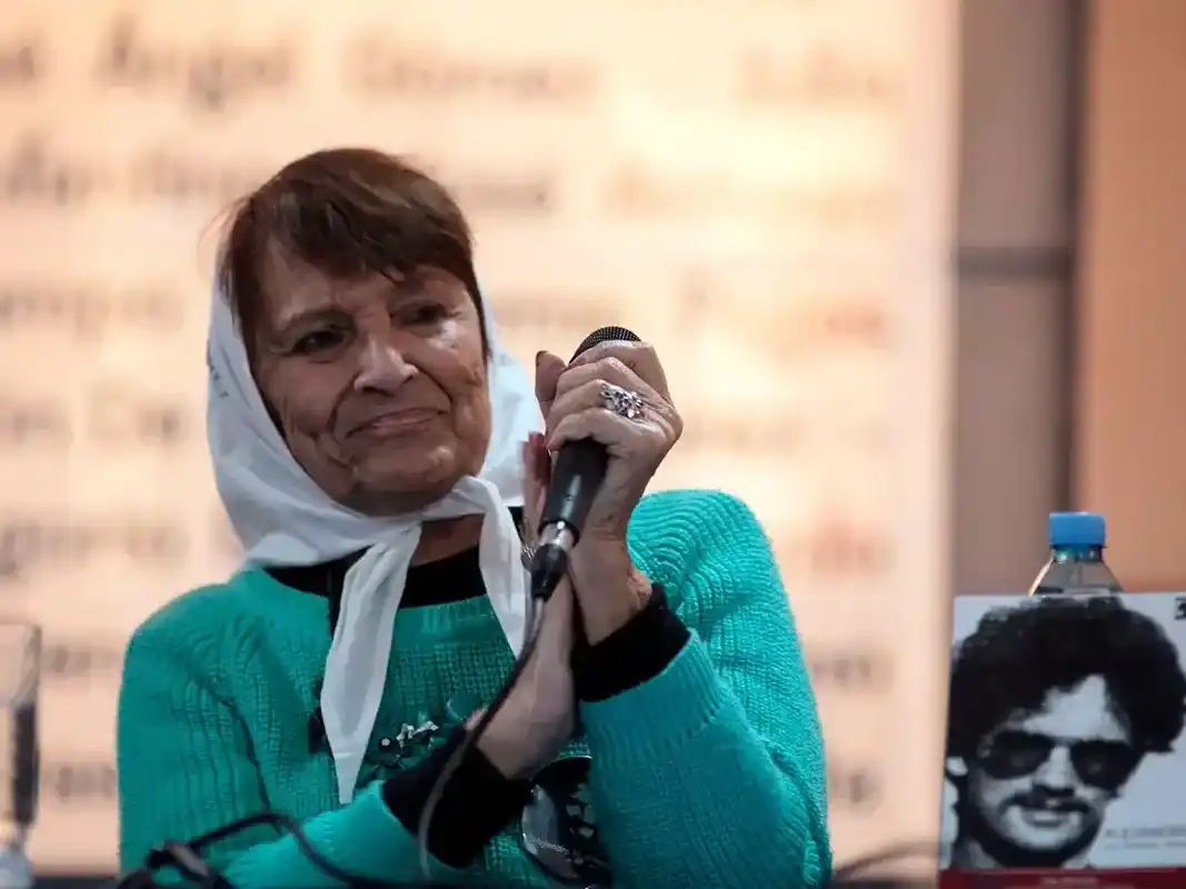 Murió Taty Almeida, histórica referente de Madres de Plaza de Mayo