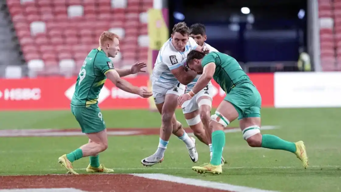 Luciano González aportó el tercer try albiceleste. Foto: prensa UAR.