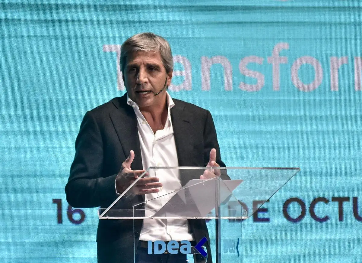 El ministro resaltó la importancia de este acuerdo para fortalecer las reservas del Banco Centra.