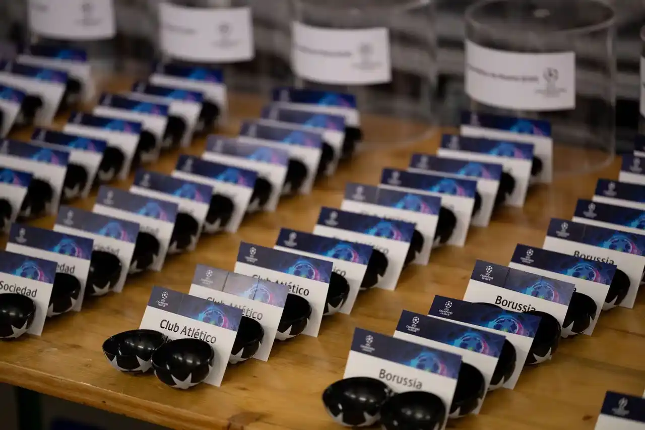 Una IA sorteará la fase de grupos de la próxima Champions League