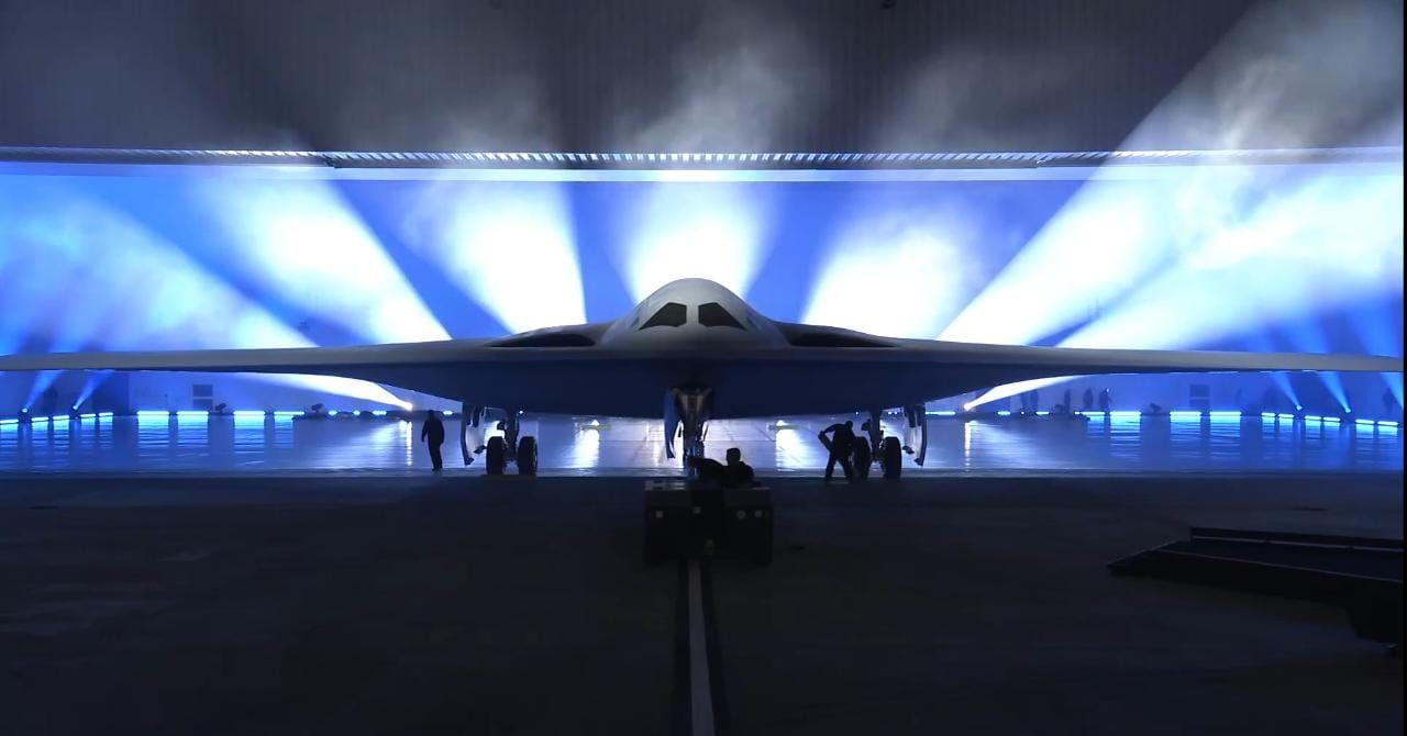 Northrop Grumman presentó al B-21 Raider, el primer avión de combate de Sexta Generación