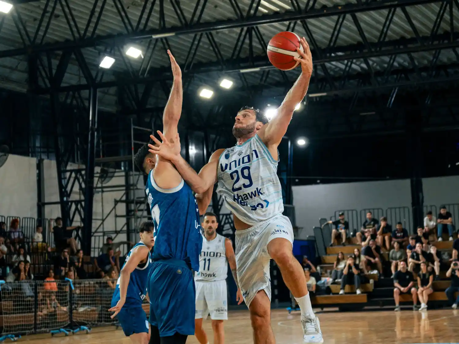 El Quincho perdió un partido increíble con Gimnasia en La Plata y quiere revancha con El Talar esta noche.