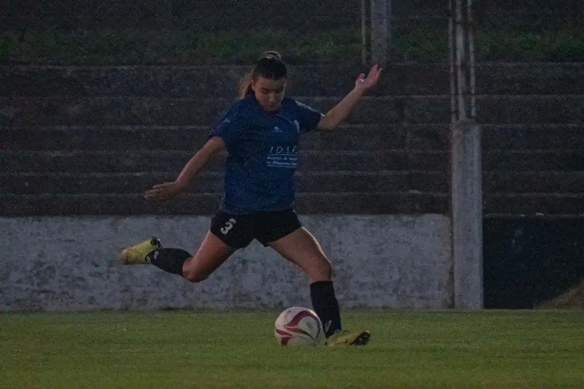 Morena Bustos es una de las integrantes del seleccionado tandilense.