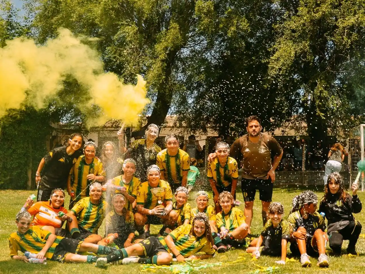 Aldosivi, doble campeón del Torneo Femenino de la Liga Marplatense