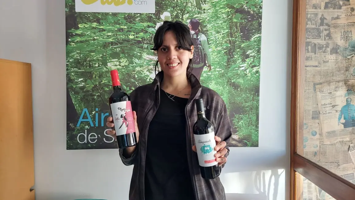 Florencia pasó a buscar los vinos de Distribuidora SMD