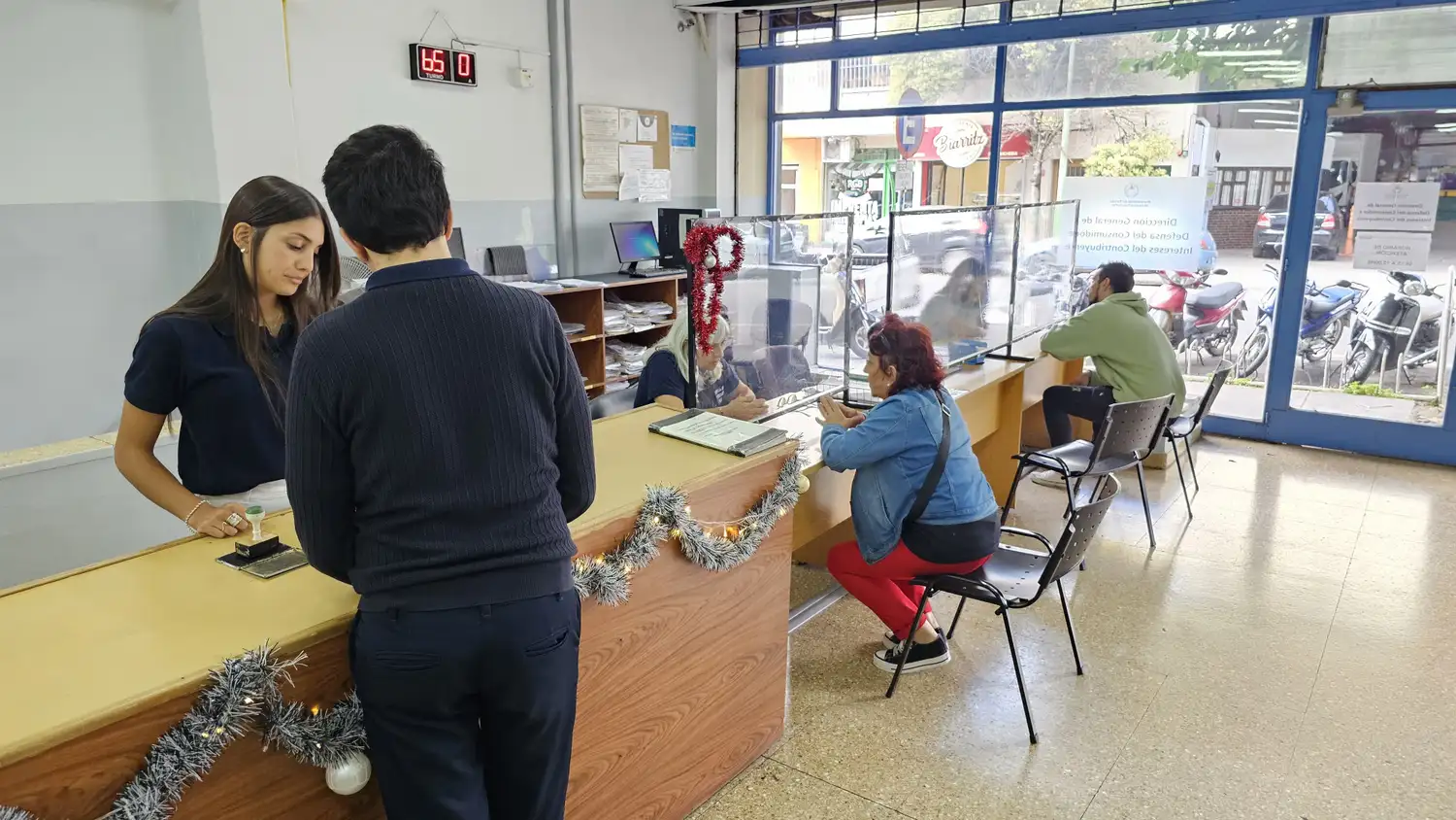 El titular de la OMIC, Sebastián Ruiz Moreno, trazó un balance de lo actuado por esa dependencia durante el año.
