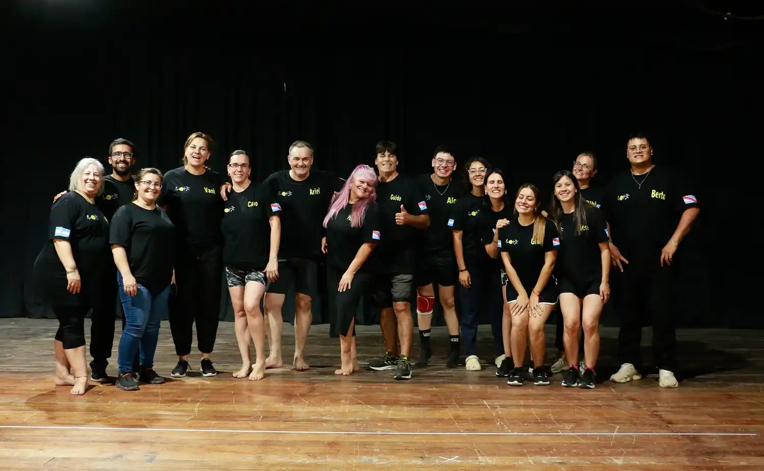 Compañía de Danzas Aromito