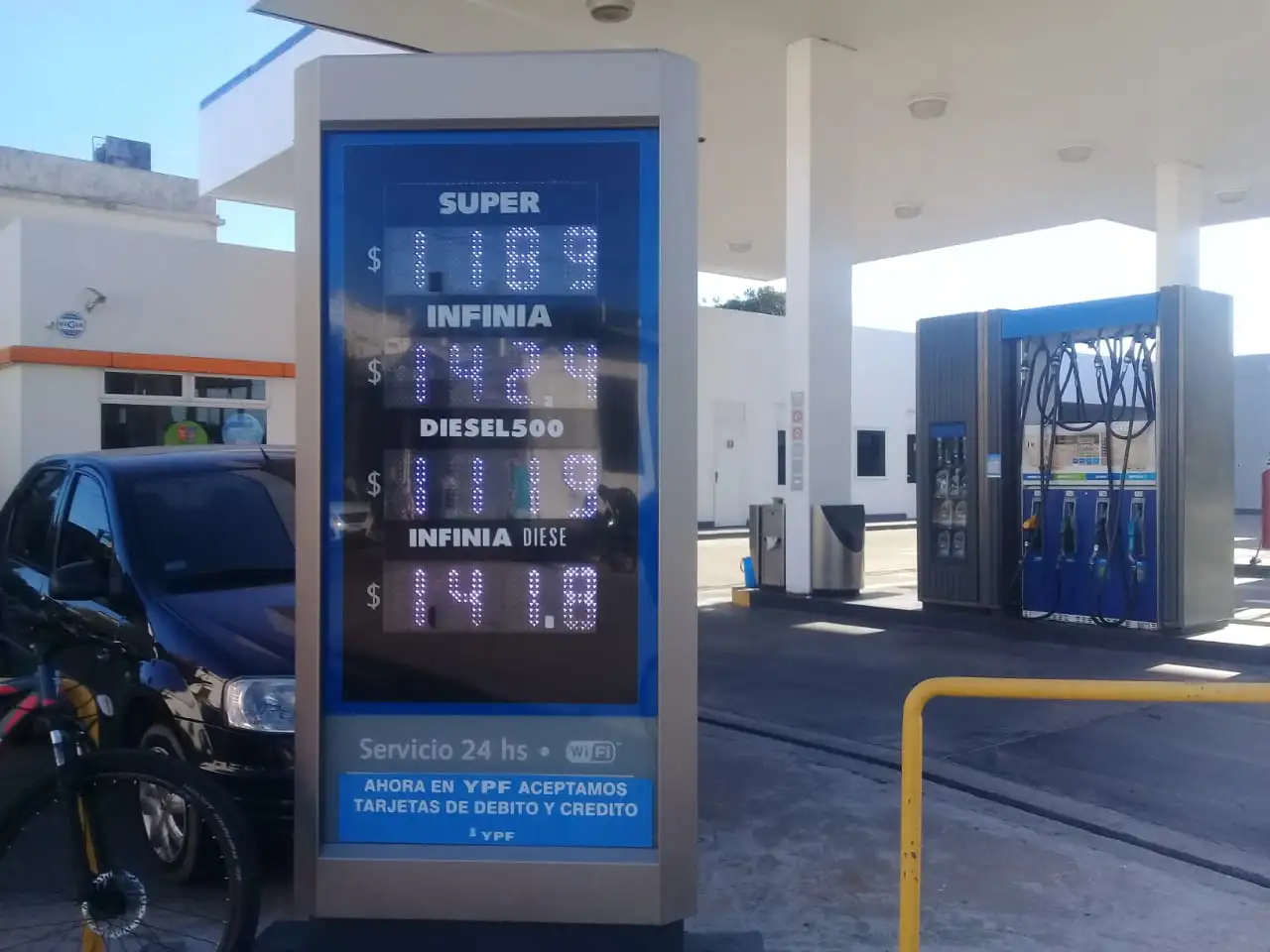¿Cuanto cuesta llenar el tanque del Gol Trend en Gualeguay?