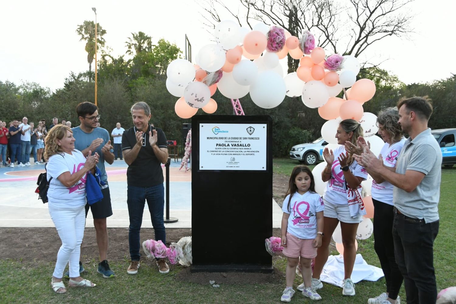 Se inauguró la décima cancha de básquet y lleva el nombre de una luchadora