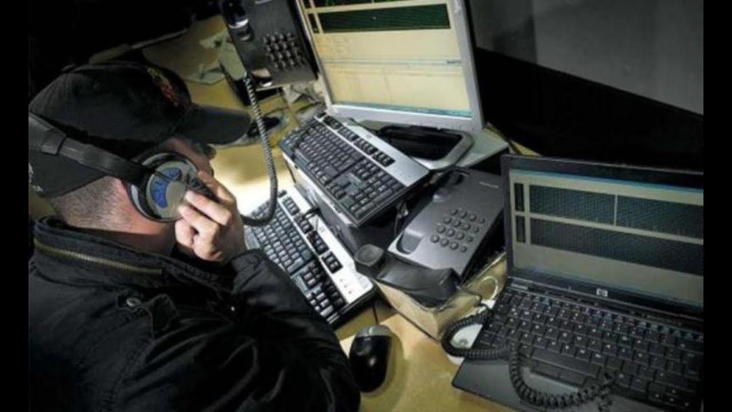 ESPIONAJE a «Fico» Gutiérrez : interceptación ilegal en su sede de Medellín