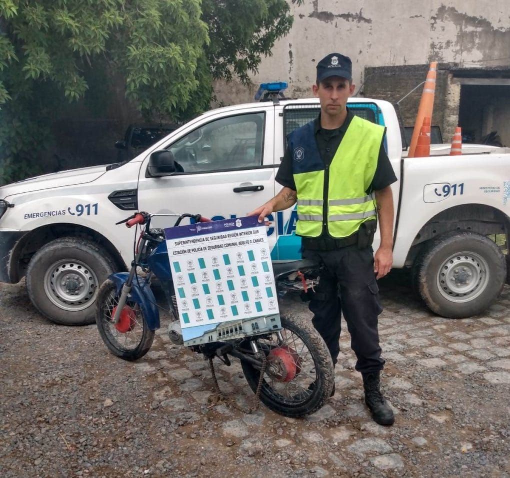 La policía de Chaves incauto un ciclomotor sustraído en Bahía Blanca