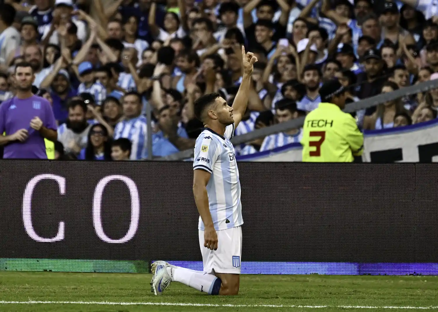 "Maravilla" Martínez fue autor de dos goles.