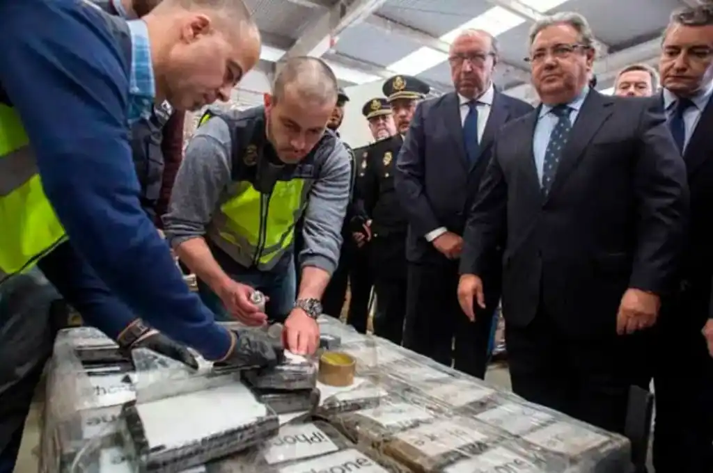 España: decomisan 32 toneladas de marihuana y detienen a 20 personas