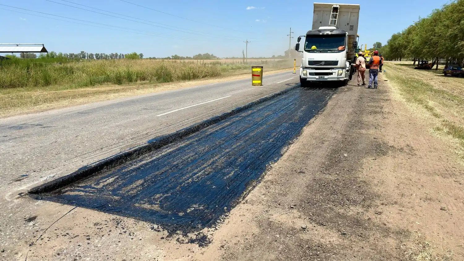 Comenzaron los arreglos en la Ruta Nacional 158  (Foto: FM Centenario de Laspiur)