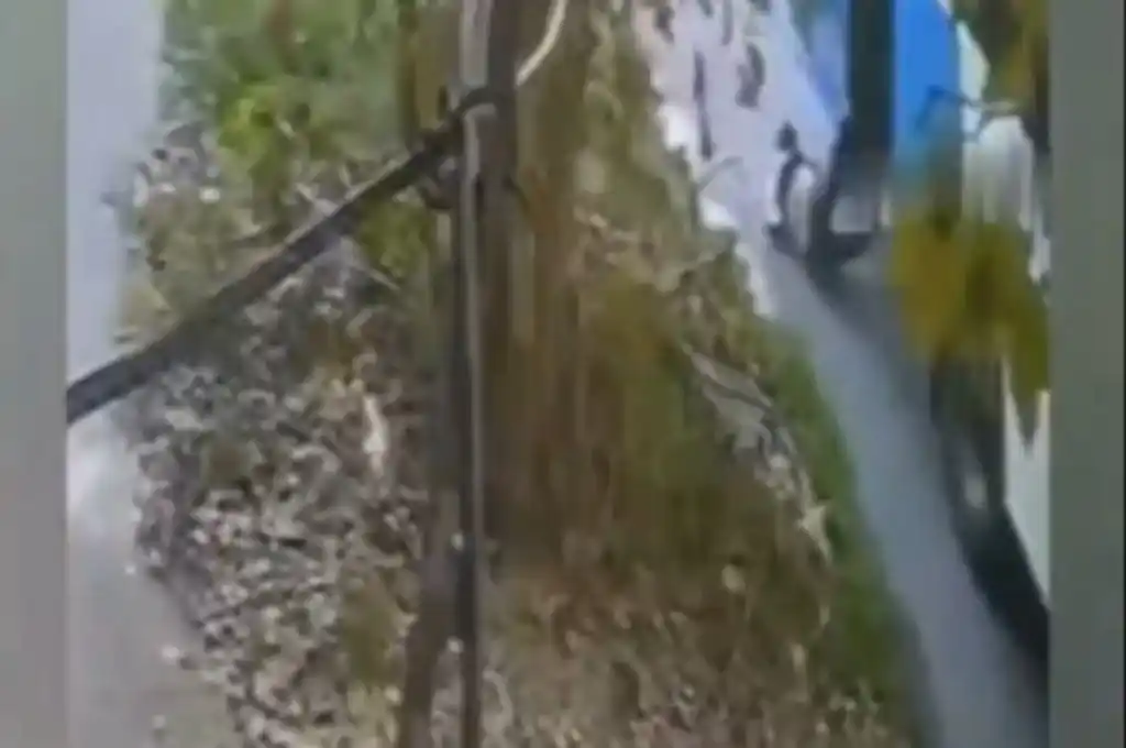 Menor fu arrastrado por un colectivo