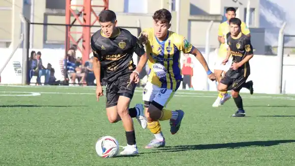 Libertad debutó con un triunfo en el Torneo Regional