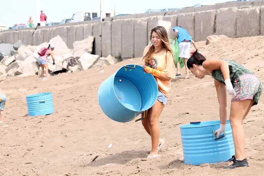 Alumnos harán una limpieza en las playas