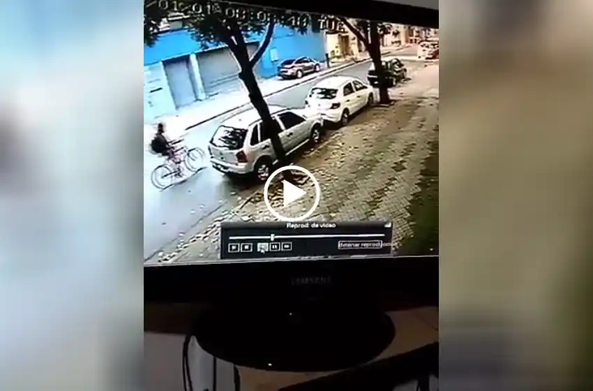 La abogada del automovilista que atropelló a la ciclista dijo que su cliente “nunca se dio a la fuga”