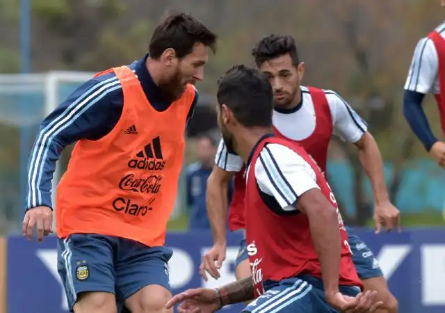 Sampaoli piensa juntar a Messi con Dybala e Icardi