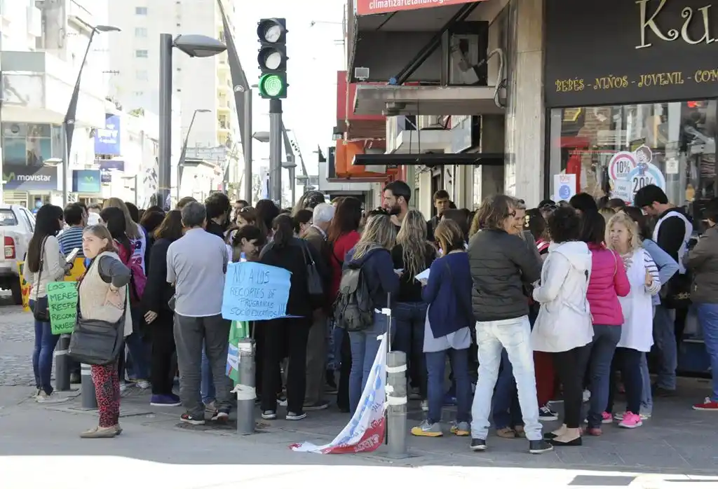 El paro docente registró un  90% de acatamiento  en Tandil
