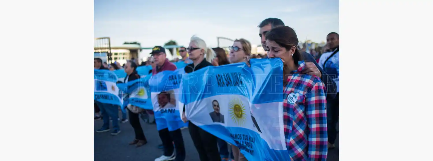 Submarino: piden que familiares monitoreen los buques de la búsqueda