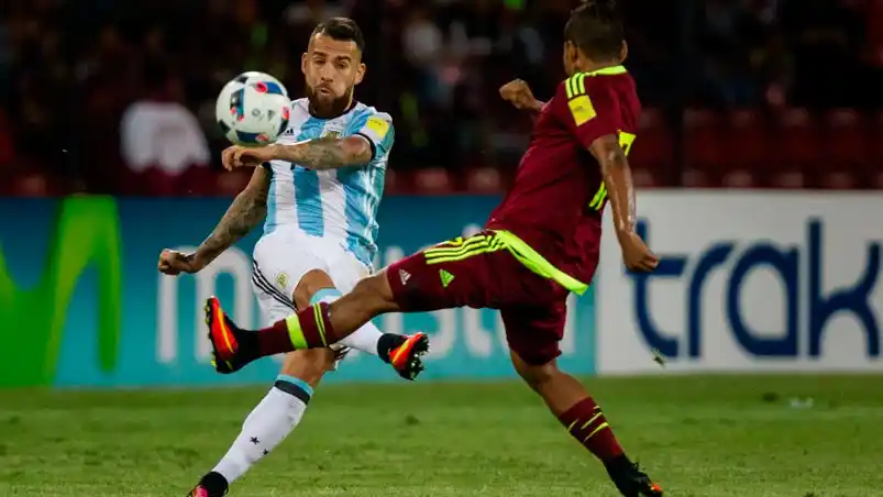 Argentina se despertó a tiempo y rescató un empate